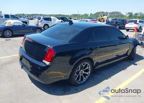2018 Chrysler 300 Touring из США, поврежденный, VIN 2C3CCAAG2JH208274